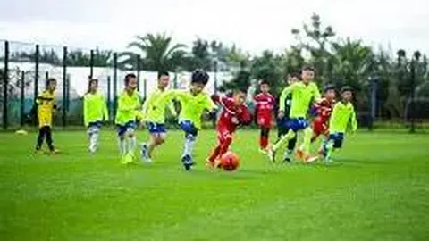 巴塞罗那亿元引援展现实力，学习梅西精神，向詹姆斯致敬